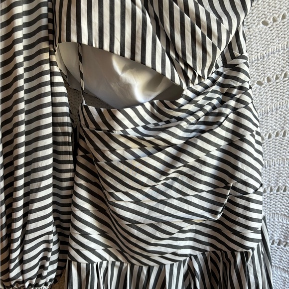 NWT Carolina Herrera Striped Rosette One-Shoulder Cutout Midi Dress - Picture 14 of 14